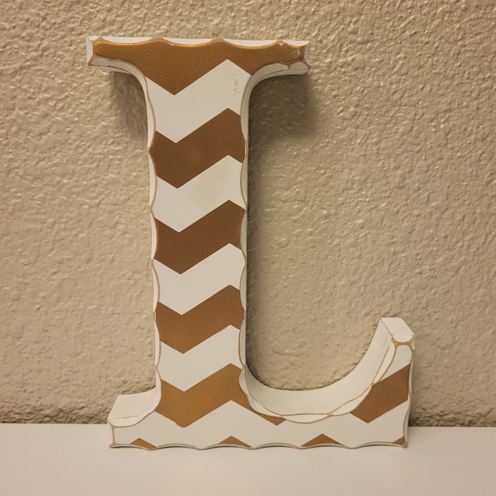 Prinz White & Gold Chevron Striped Wooden Letter 'L'